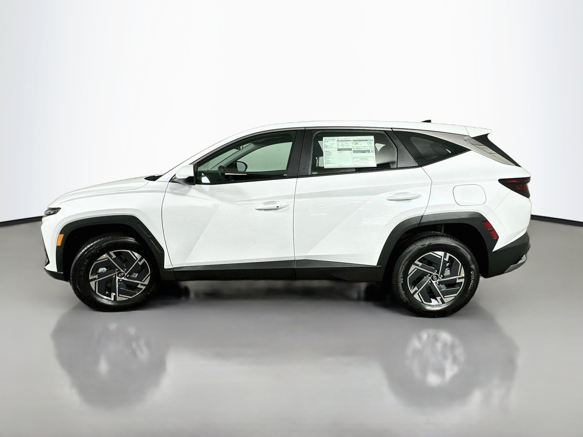 New 2026 Hyundai Tucson Blue SE AWD/4WD image 4