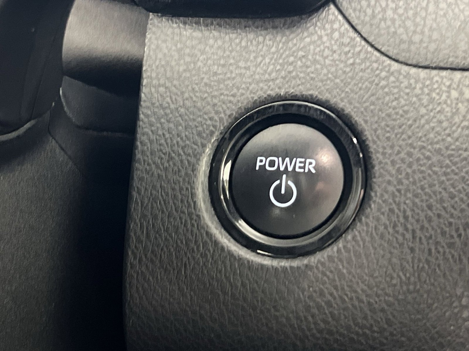 Used 2025 Toyota Camry LE FWD image 34
