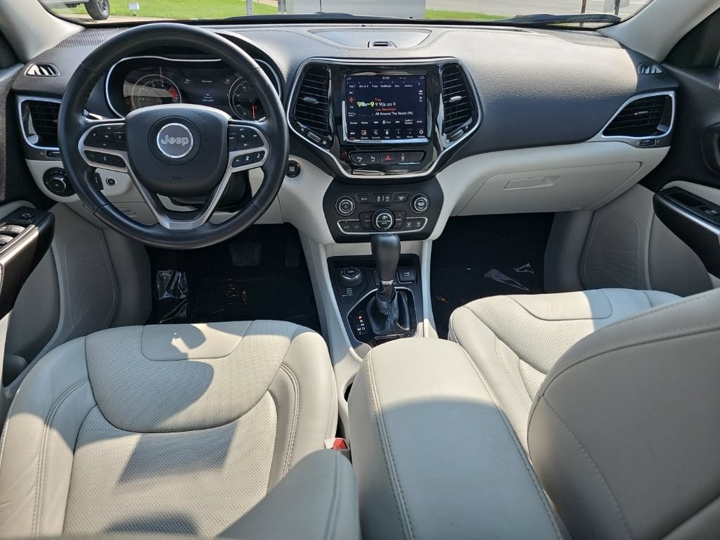 Certified 2021 Jeep Cherokee Limited w/ Elite Package AWD/4WD image 23