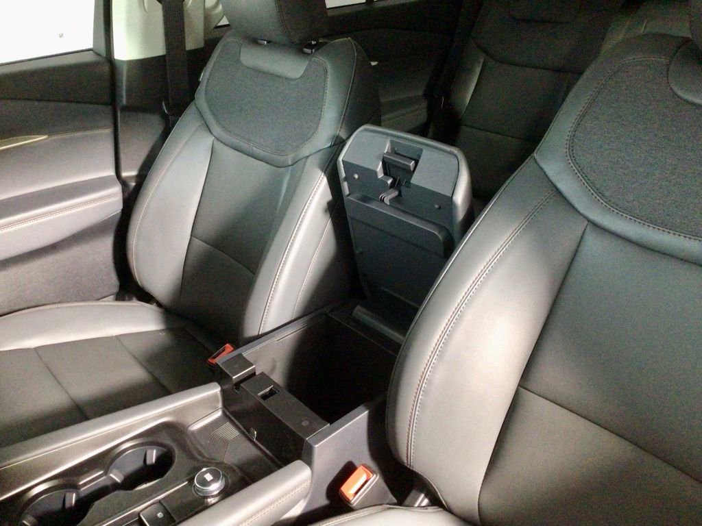 New 2026 Ford Explorer Active w/ Active Comfort Package image 26