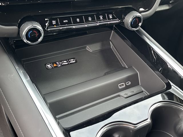 New 2026 Chevrolet Suburban LT w/ Comfort Package RWD image 30