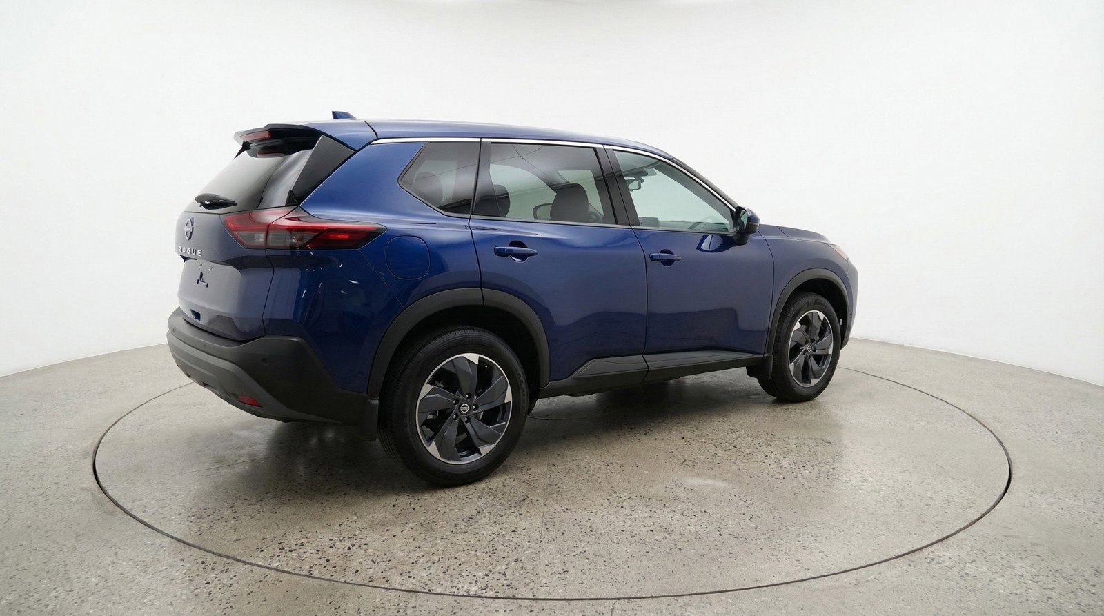 Used 2025 Nissan Rogue SV FWD image 9