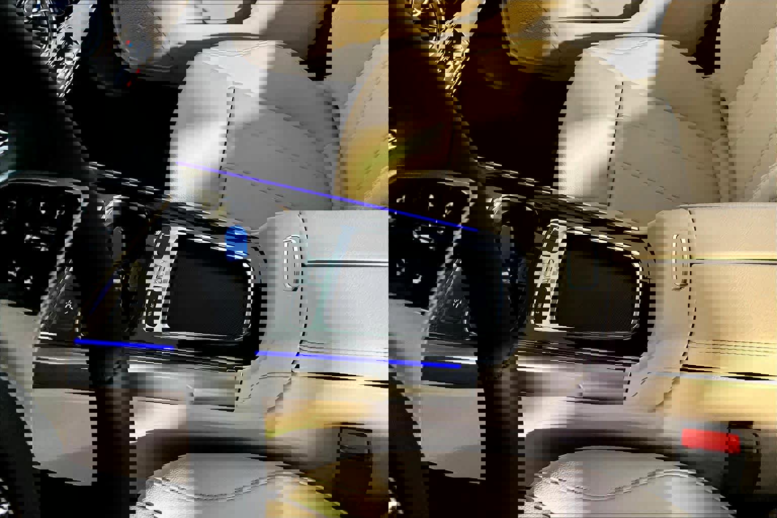 New 2026 Mercedes-Benz GLB 250 4MATIC image 10