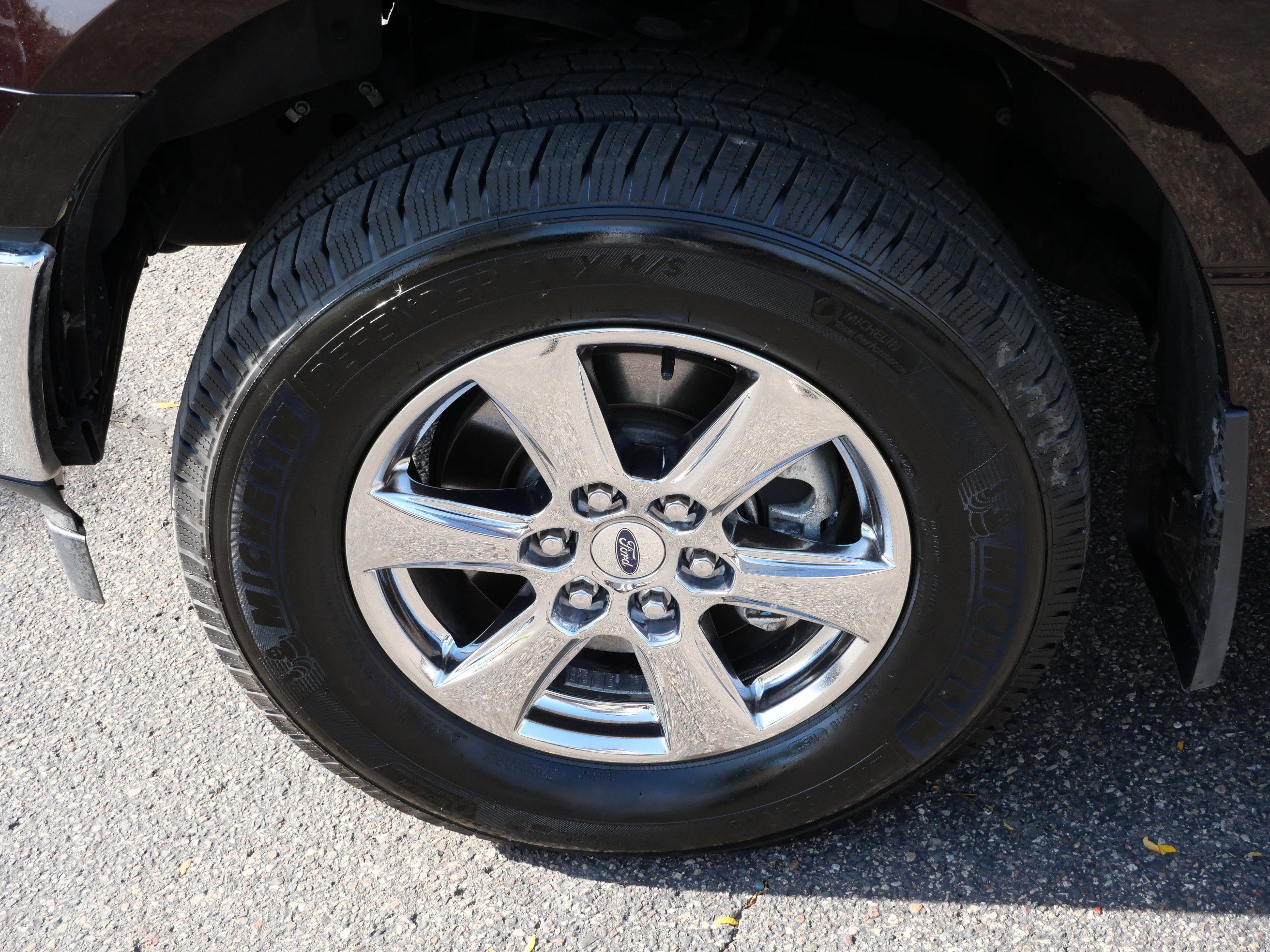 Used 2018 Ford F150 XLT w/ Equipment Group 302A Luxury AWD/4WD image 15