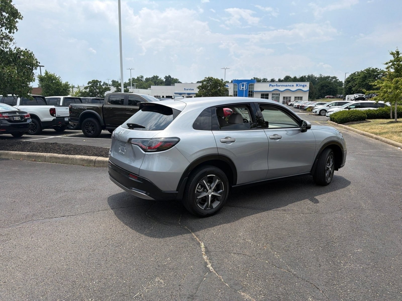 Used 2025 Honda HR-V EX-L image 26