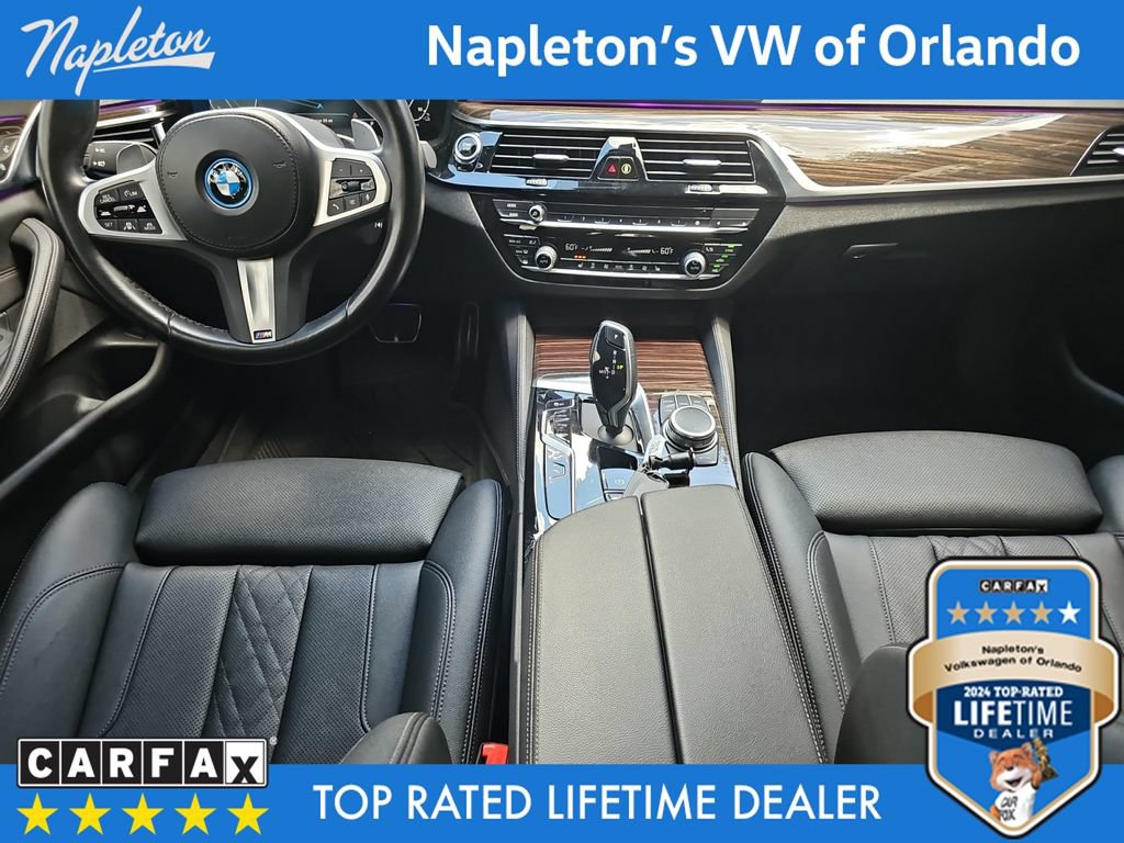 Used 2022 BMW 530e w/ M Sport Package RWD image 13