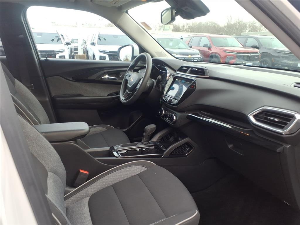 Used 2023 Chevrolet TrailBlazer LT w/ Convenience Package image 20