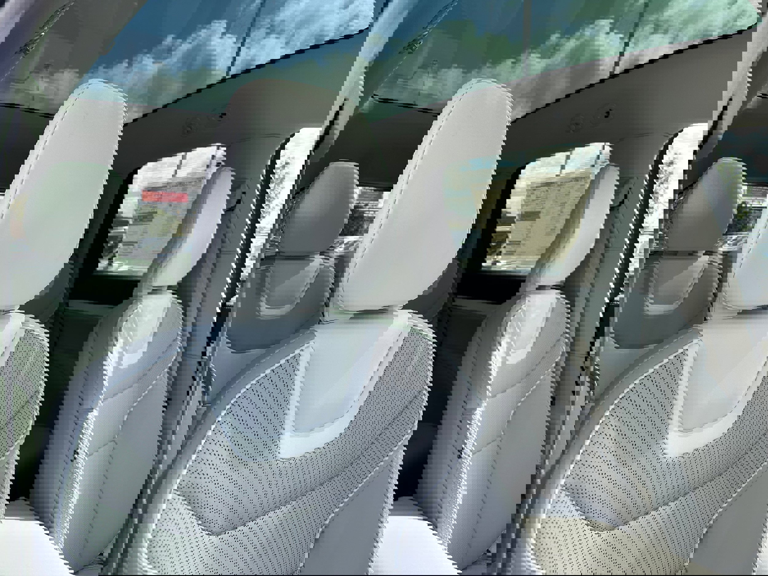 New 2025 Volvo EX90 Plus image 9