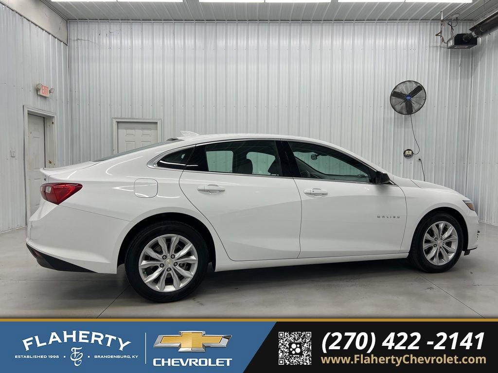 Used 2024 Chevrolet Malibu LT image 2