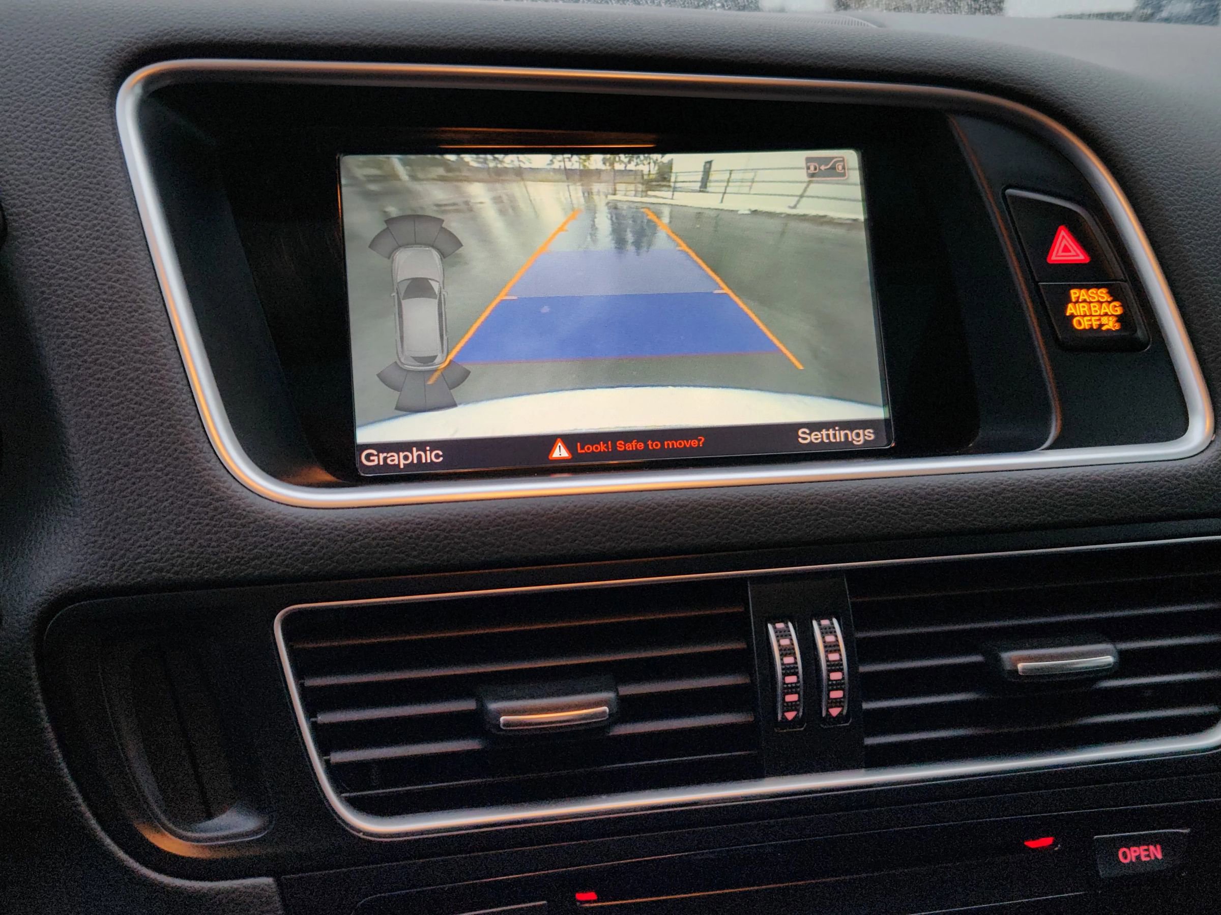 Used 2015 Audi Q5 2.0T Premium Plus w/ Technology Package image 14