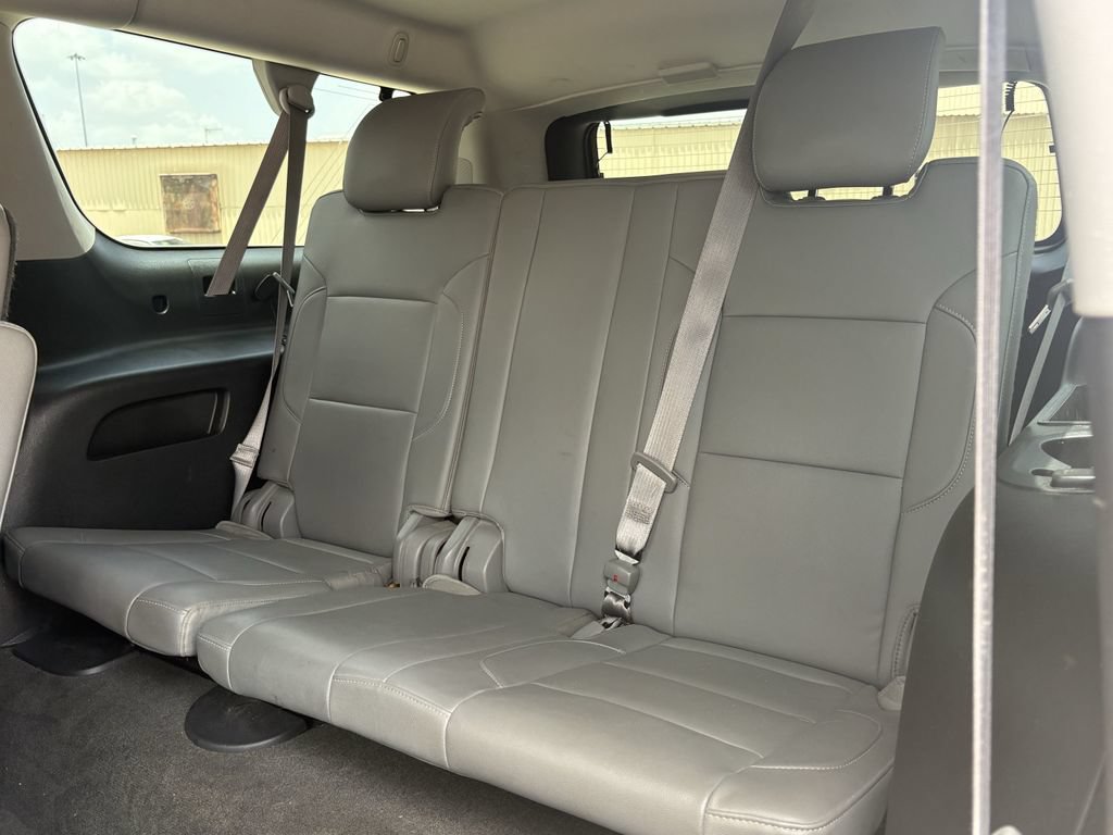 Used 2015 Chevrolet Suburban LT AWD/4WD image 26