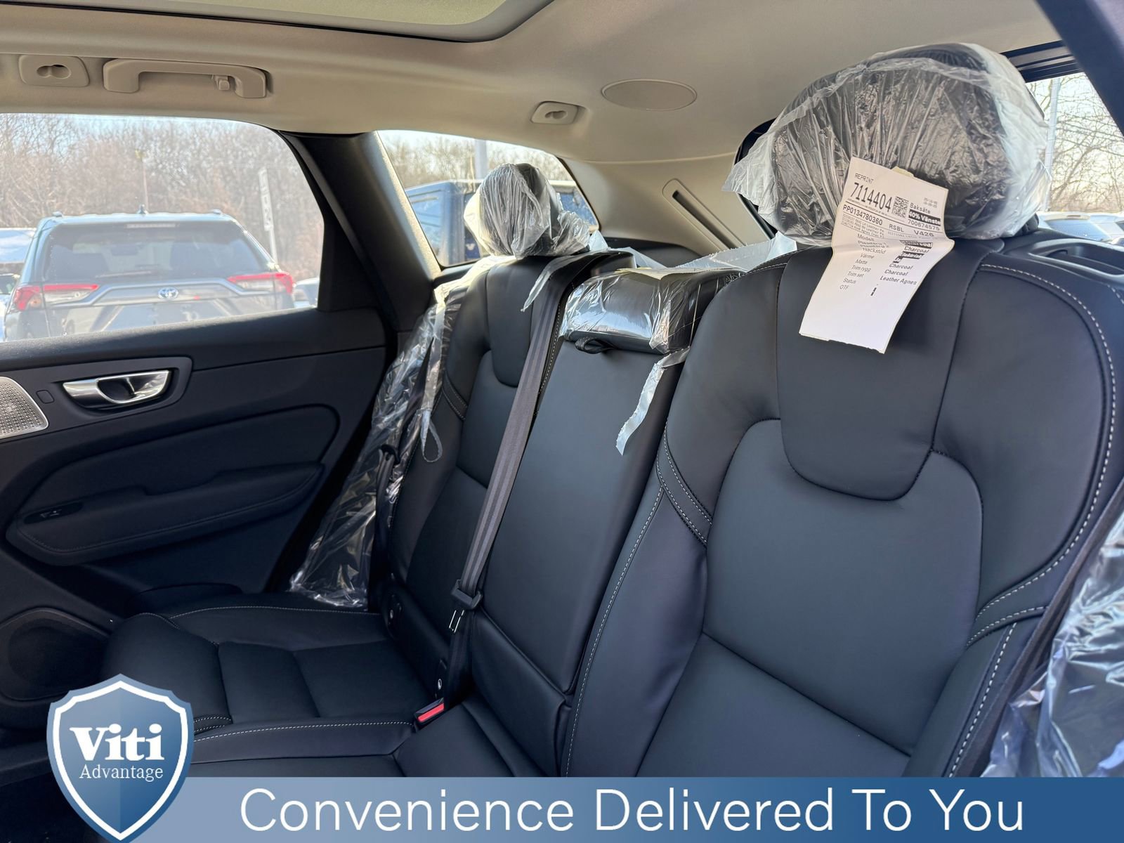 New 2026 Volvo XC60 B5 Ultra w/ Protection Package Premier AWD/4WD image 14