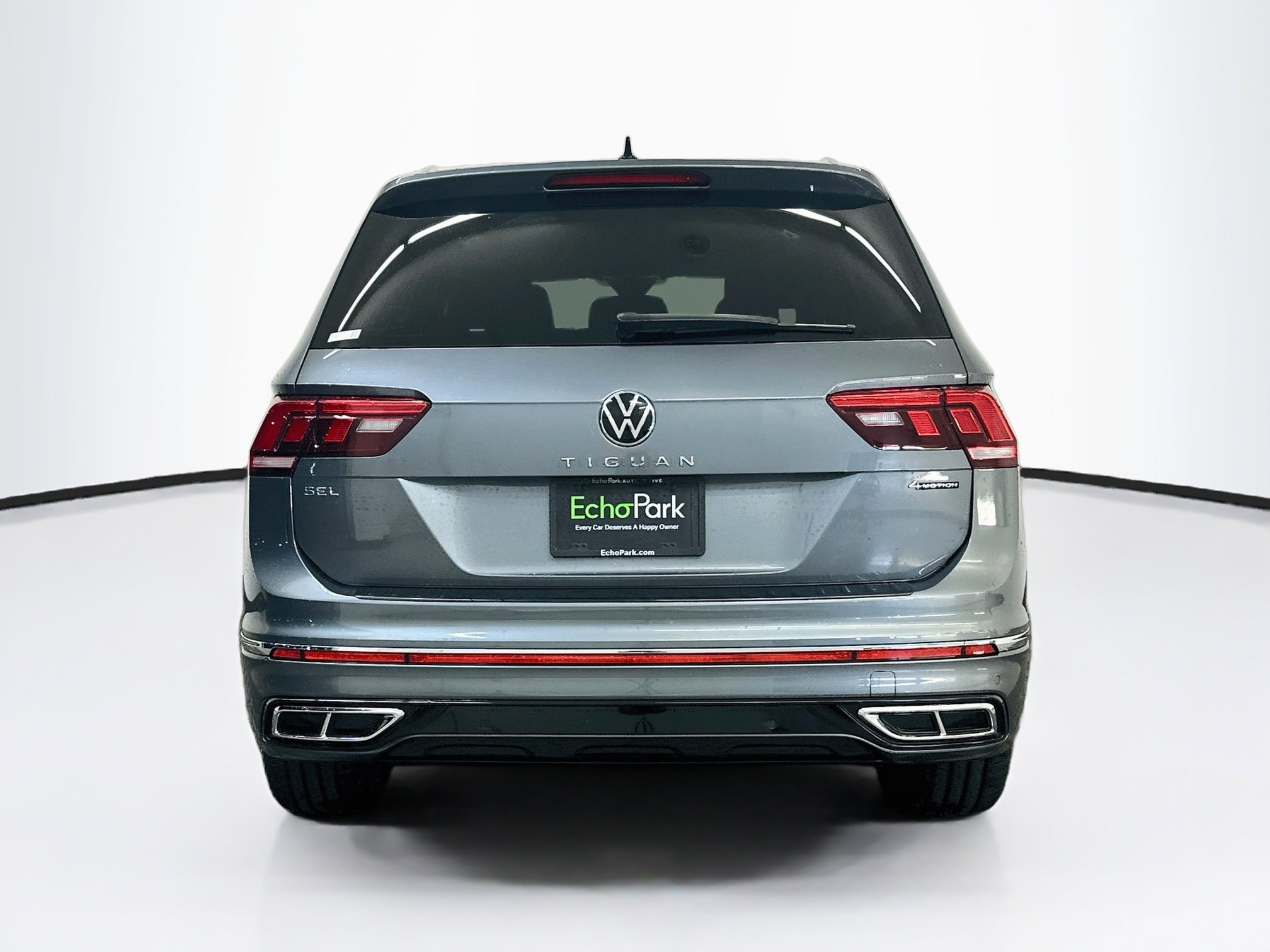 Used 2023 Volkswagen Tiguan SEL R-Line AWD/4WD image 7