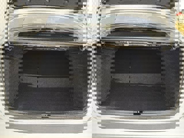 Used 2025 Toyota Corolla SE image 31