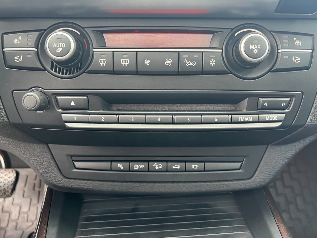 Used 2011 BMW X5 xDrive35i AWD/4WD image 25