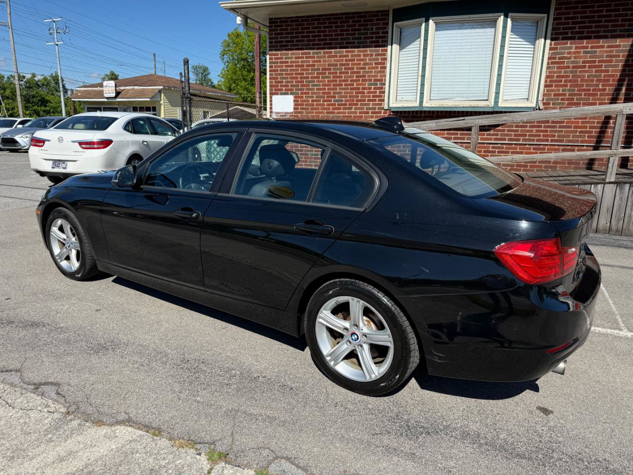 Used 2014 BMW 320i xDrive Sedan AWD/4WD image 33
