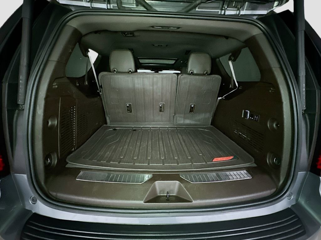 Used 2022 GMC Yukon XL Denali AWD/4WD image 34