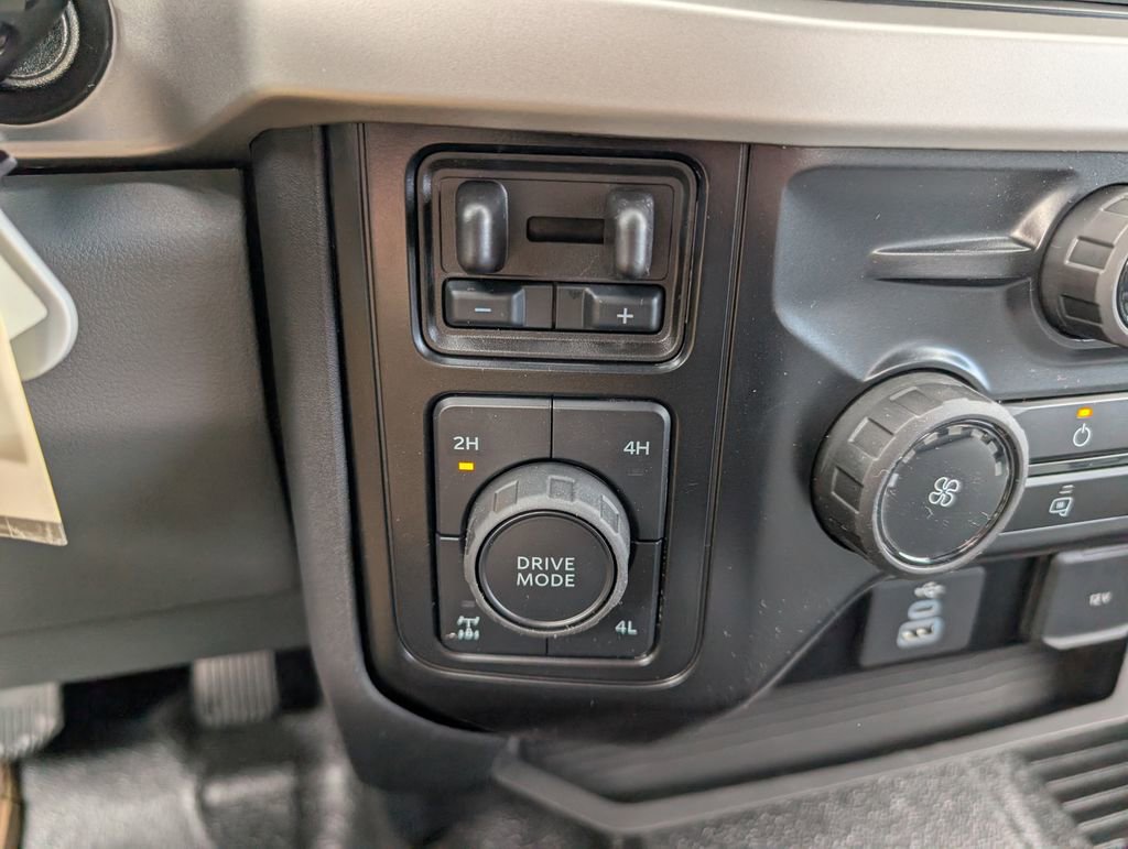 New 2026 Ford F250 XL w/ XL Chrome Package image 12