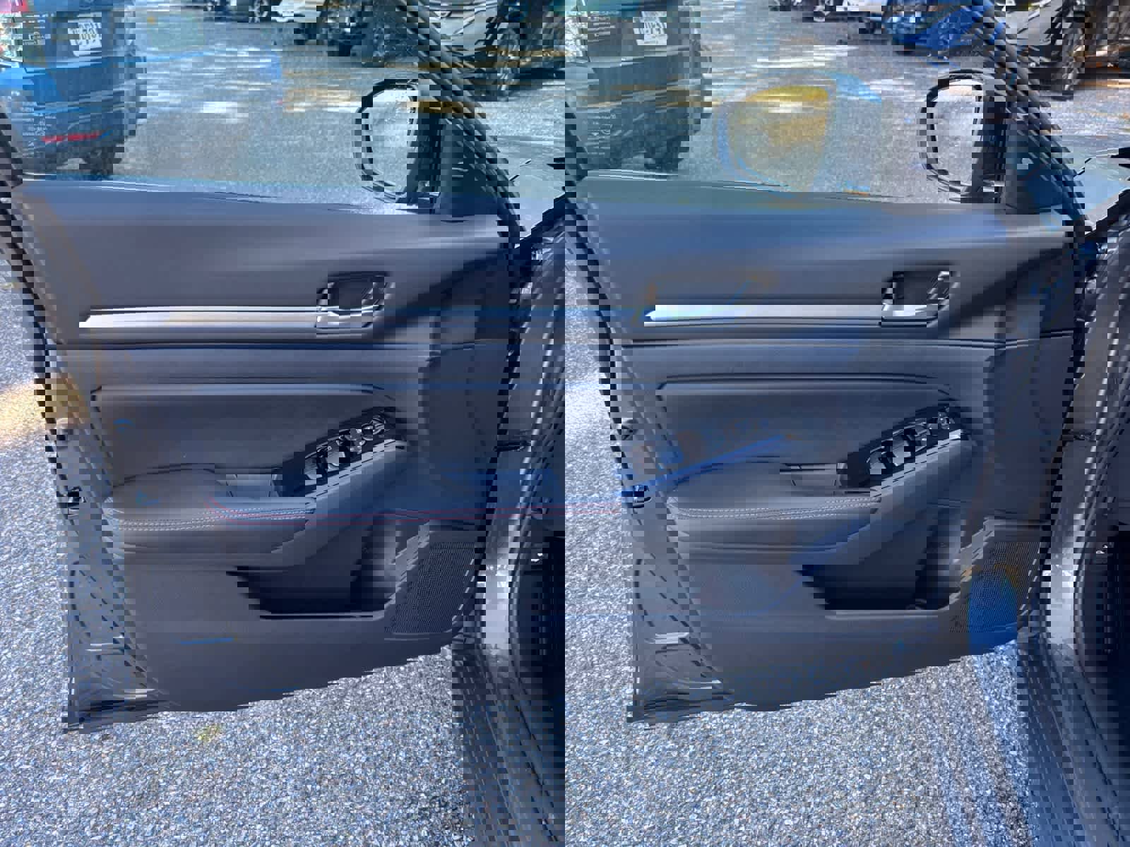 New 2025 Nissan Altima 2.5 SR image 19