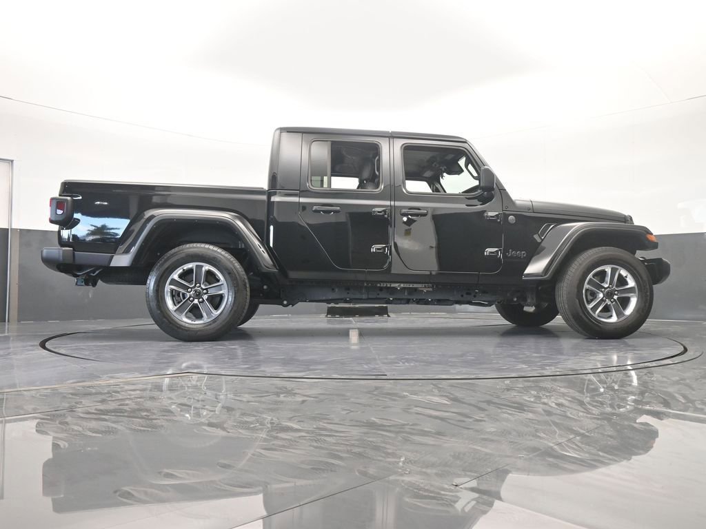 Used 2024 Jeep Gladiator Sport w/ Premium Package image 59
