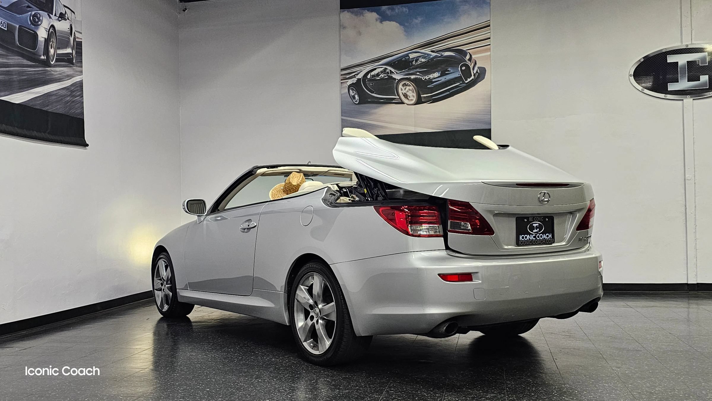 Used 2011 Lexus IS 250C RWD image 36