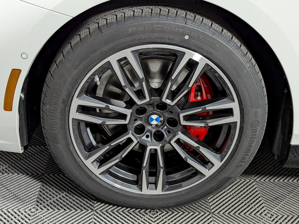 New 2026 BMW 530i xDrive w/ M Sport Package image 8