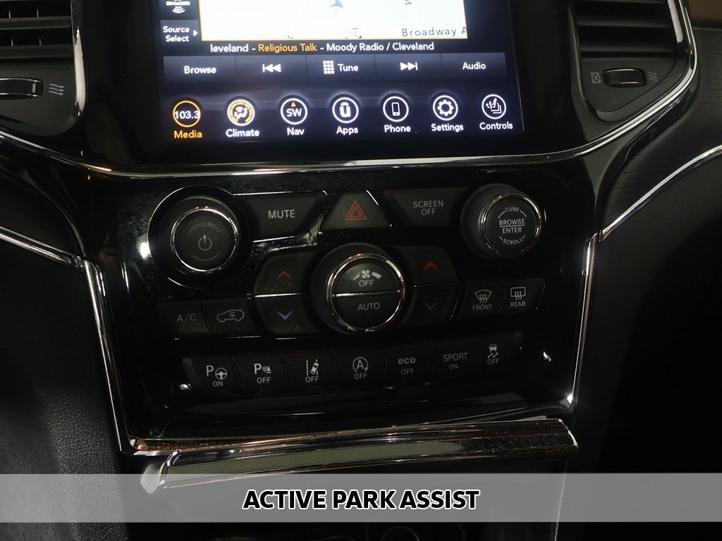 Used 2021 Jeep Grand Cherokee Summit image 7