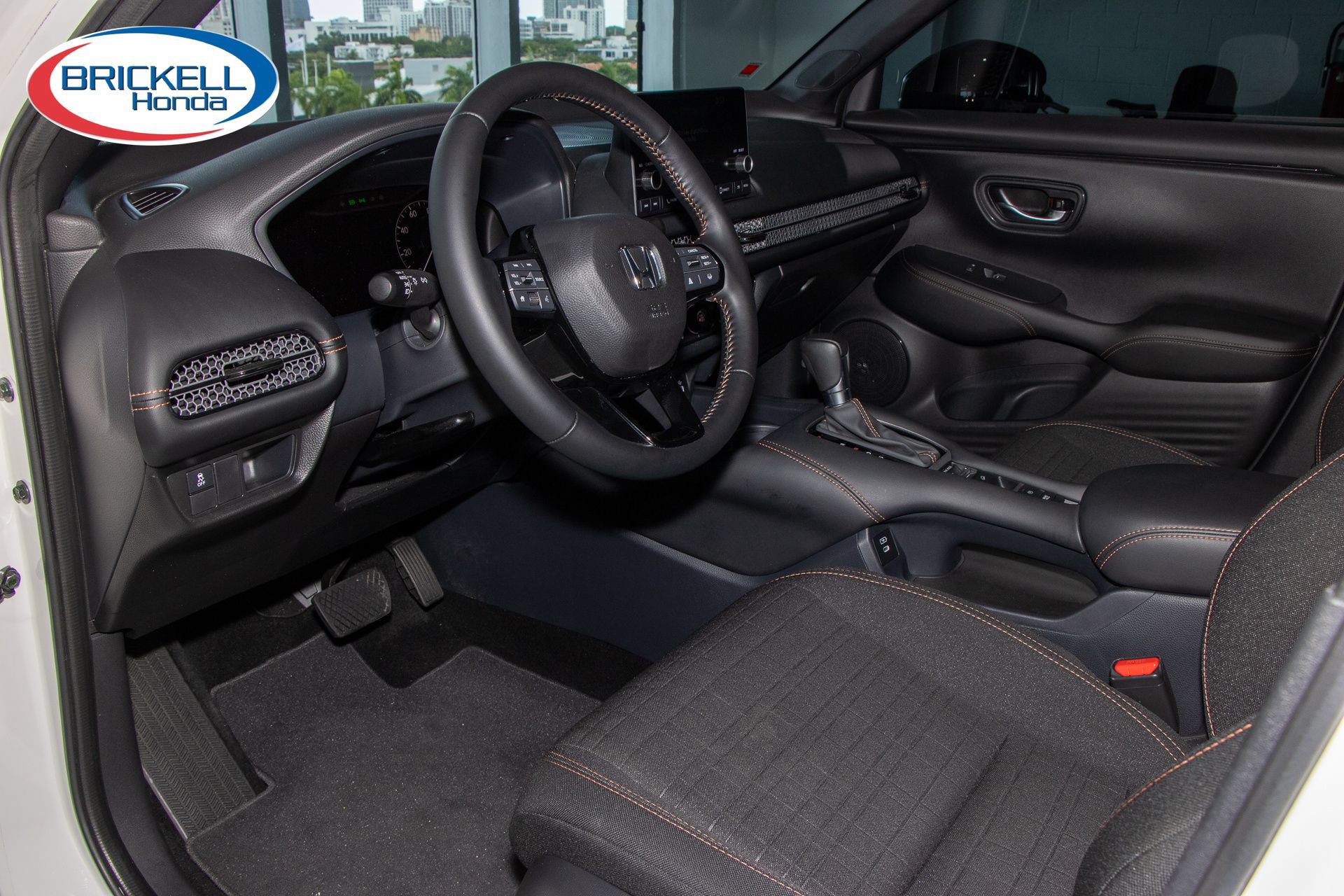 Certified 2025 Honda HR-V Sport image 14