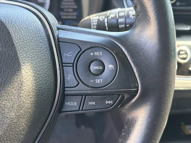Used 2022 Toyota Corolla Cross LE FWD image 11