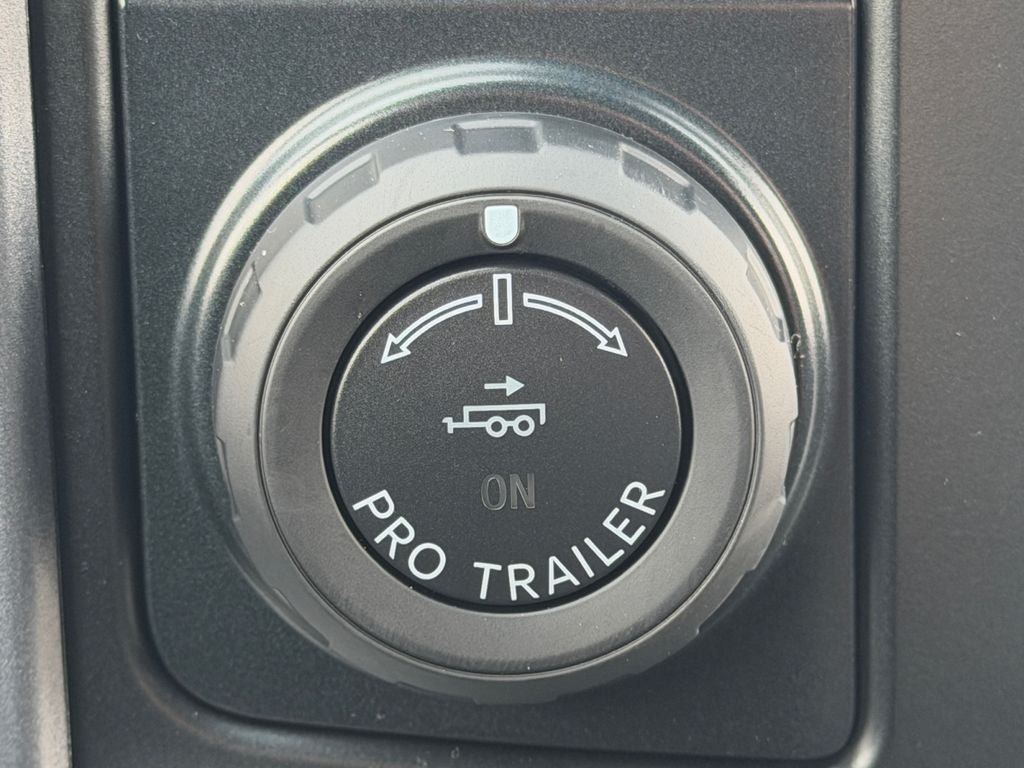 Used 2025 Ford F150 Lariat w/ FX4 Off-Road Package AWD/4WD image 31