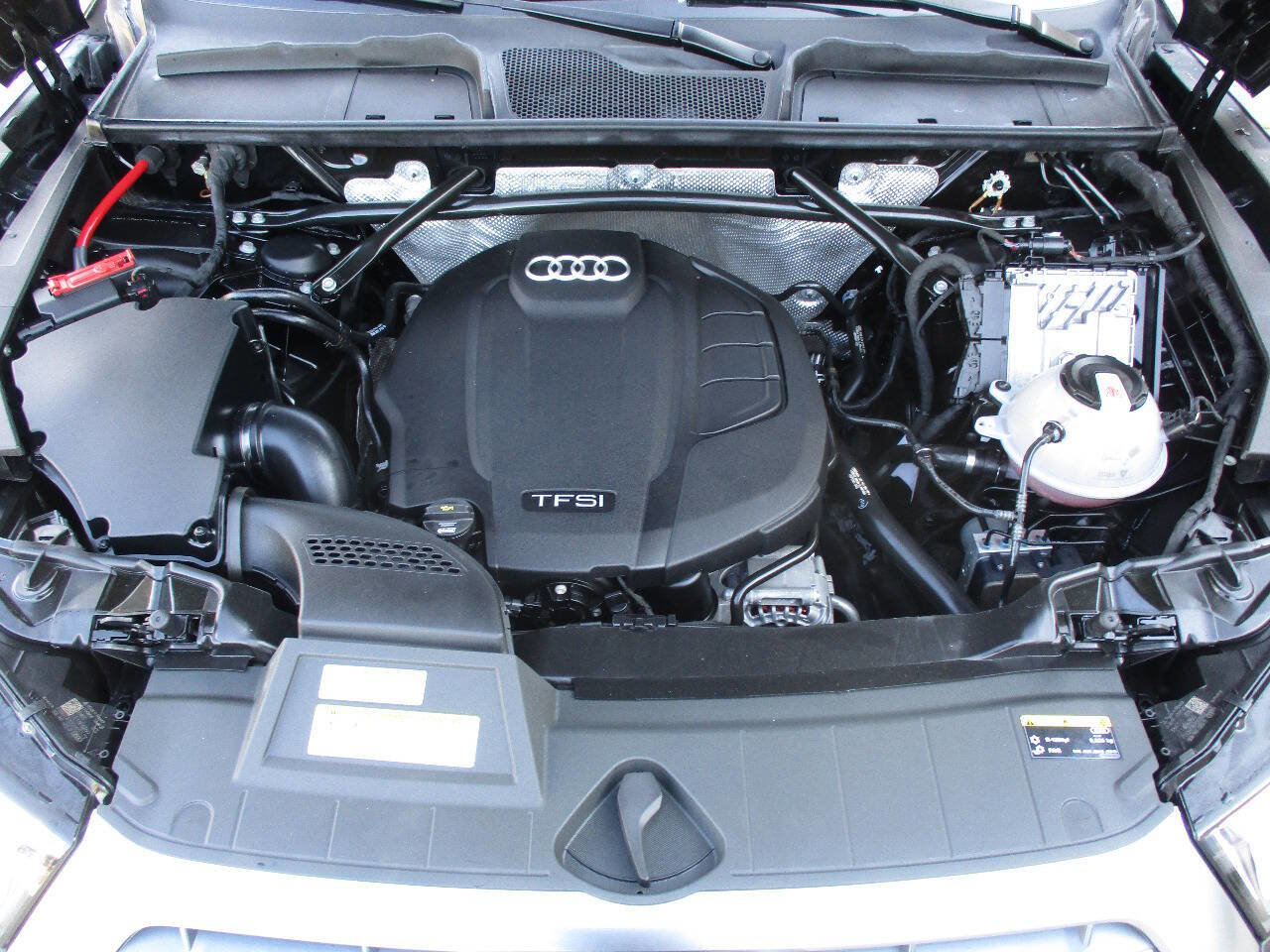 Used 2018 Audi Q5 2.0T Premium Plus AWD/4WD image 33