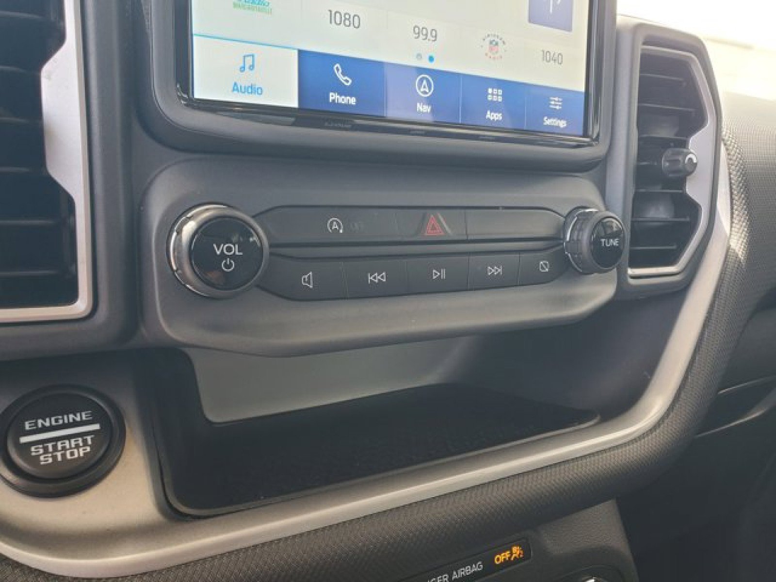 Used 2022 Ford Bronco Sport Outer Banks w/ Tech Package AWD/4WD image 24