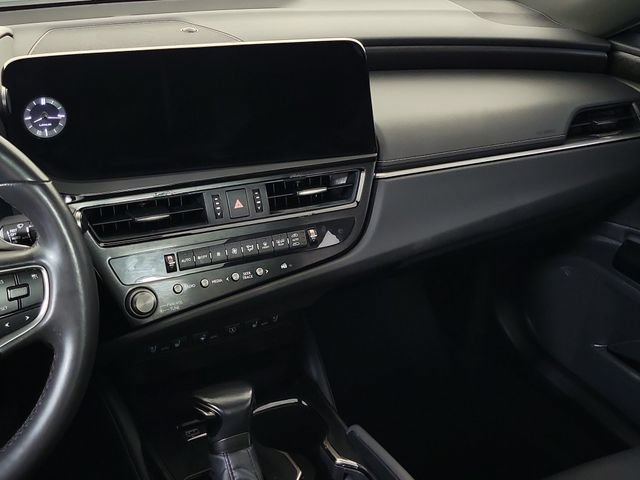 Used 2024 Lexus ES 350 w/ Premium Package FWD image 12