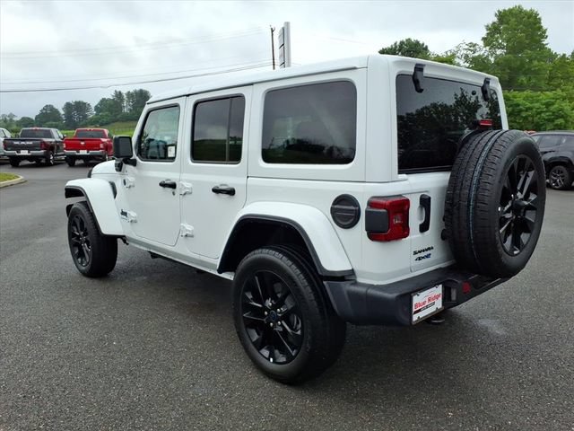 Used 2025 Jeep Wrangler Unlimited Sahara w/ Safety Group AWD/4WD image 7