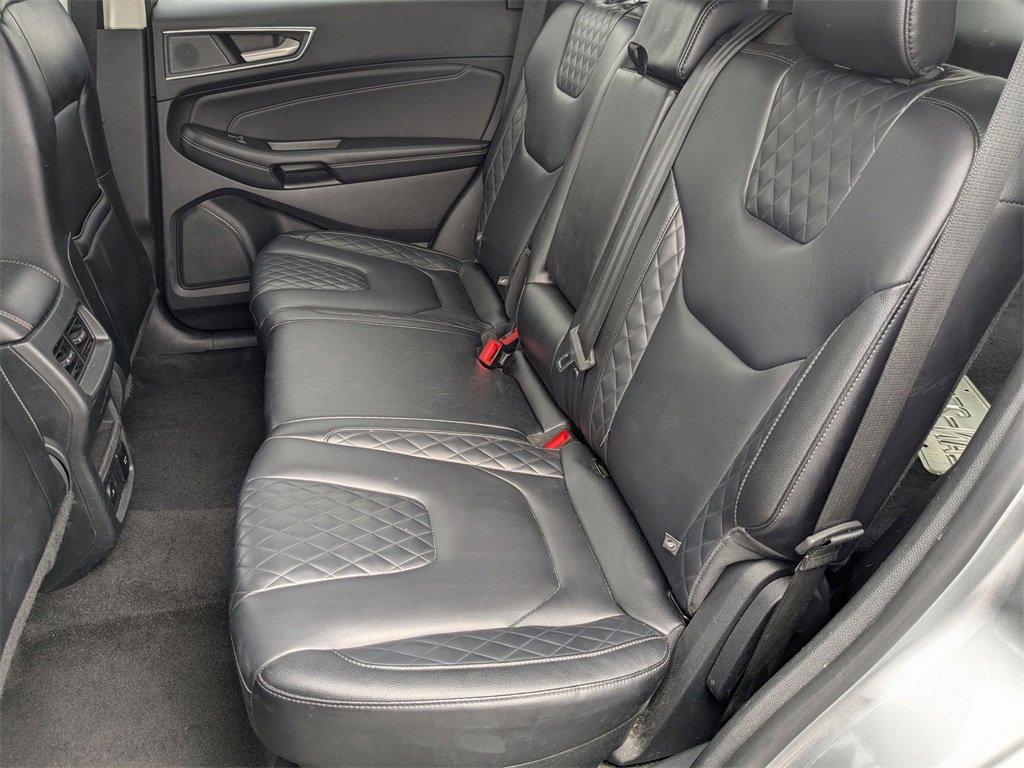 Used 2024 Ford Edge Titanium image 27