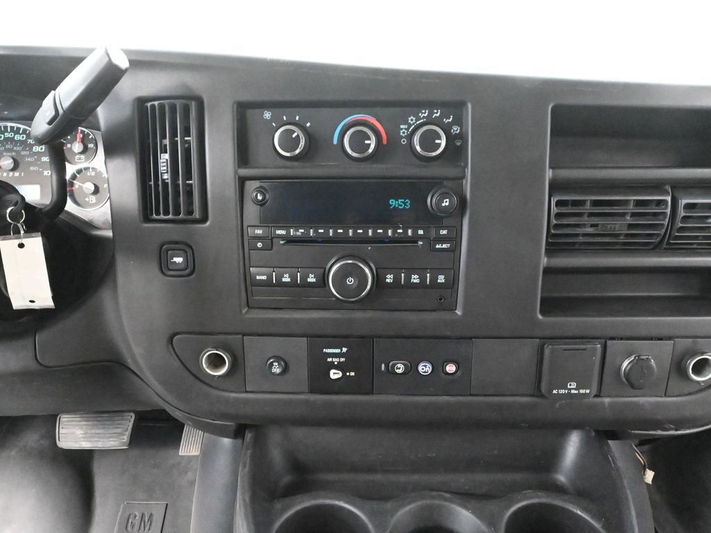 Used 2017 Chevrolet Express 3500 LT w/ LT Preferred Equipment Group image 29