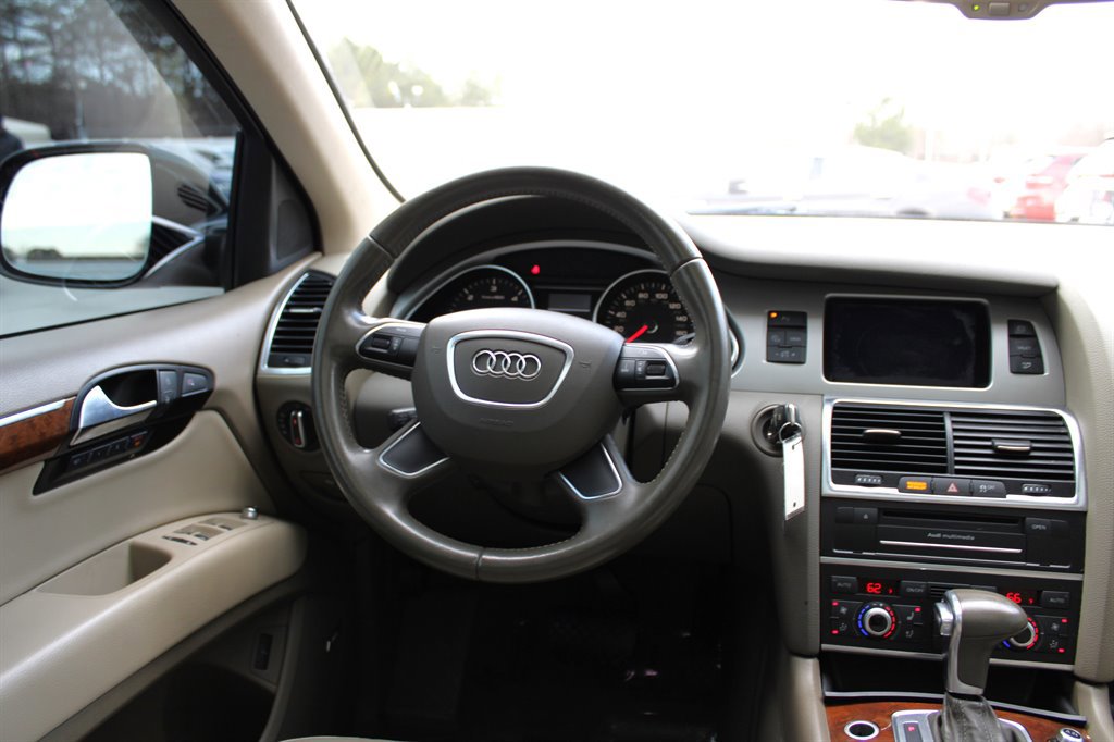 Used 2013 Audi Q7 TDI Prestige w/ Prestige Pkg image 14