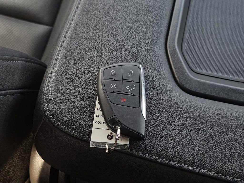 Used 2025 GMC Sierra 1500 SLT image 32
