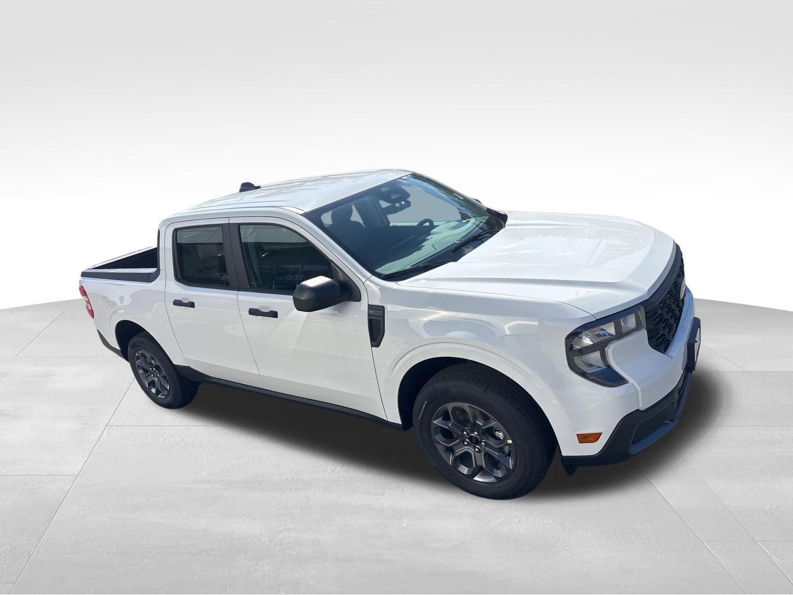 New 2026 Ford Maverick XLT w/ Equipment Group 301A AWD/4WD image 9