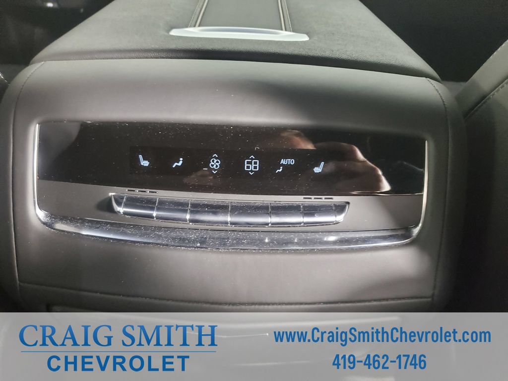 Used 2025 Cadillac Escalade Sport Platinum w/ LPO, Floor Liner Package AWD/4WD image 20
