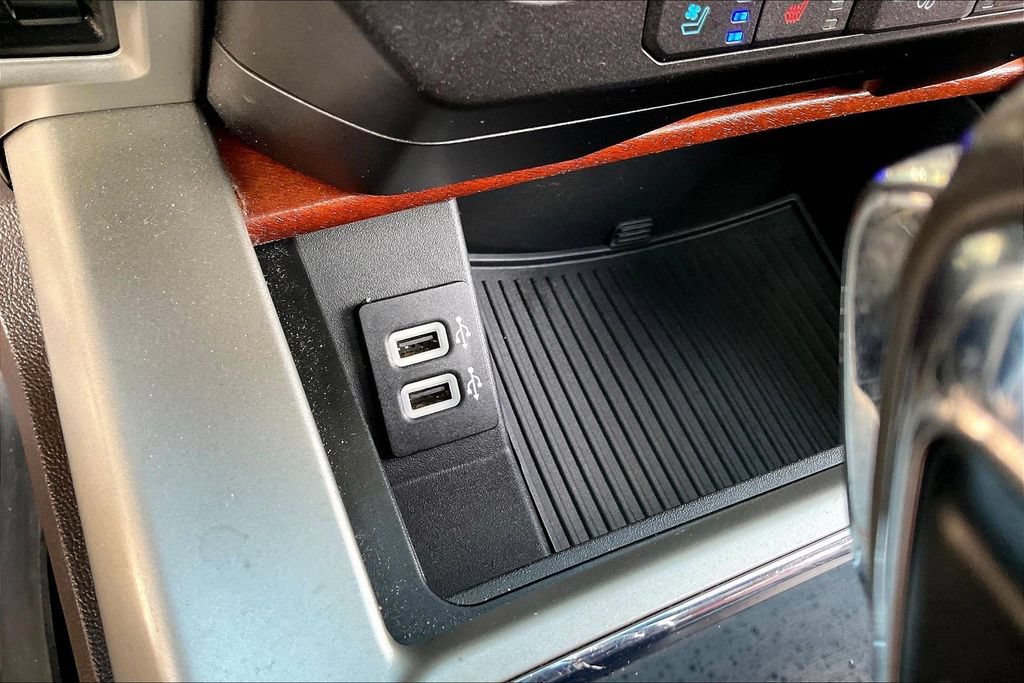 Used 2019 Ford F150 King Ranch w/ Equipment Group 601A Luxury AWD/4WD image 15