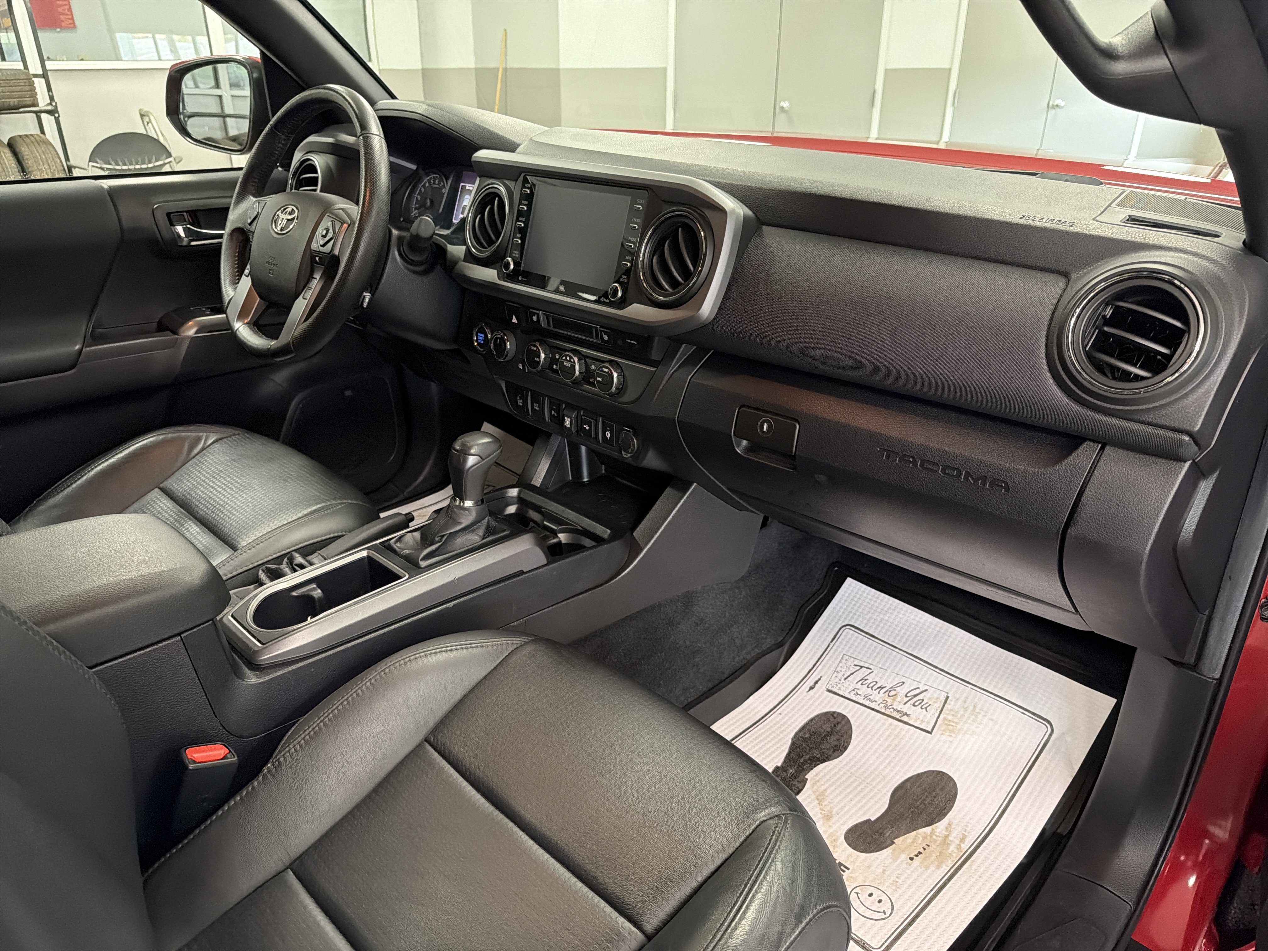 Used 2022 Toyota Tacoma TRD Off-Road w/ TRD Premium Off Road Package AWD/4WD image 35