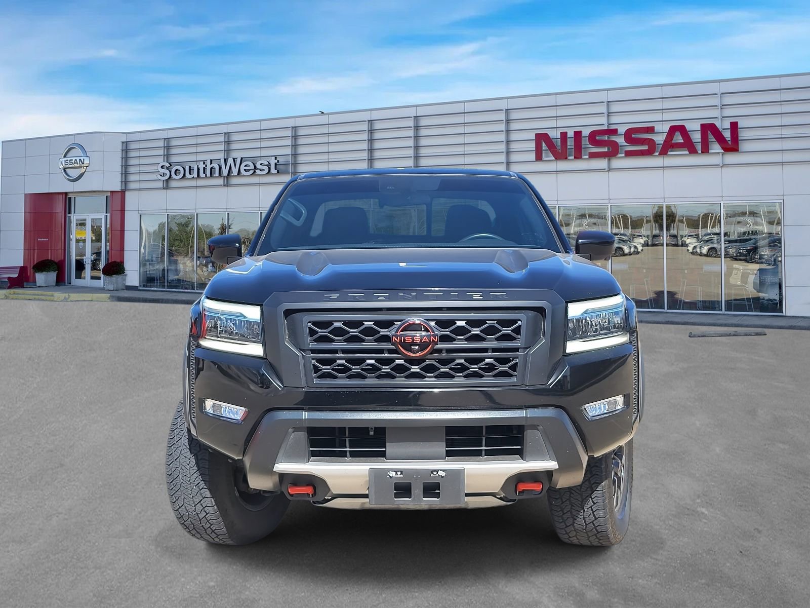 Certified 2024 Nissan Frontier PRO-4X w/ Pro Convenience Package image 10