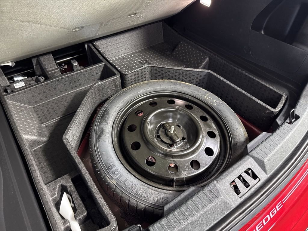 Used 2023 Ford Edge ST-Line AWD/4WD image 10