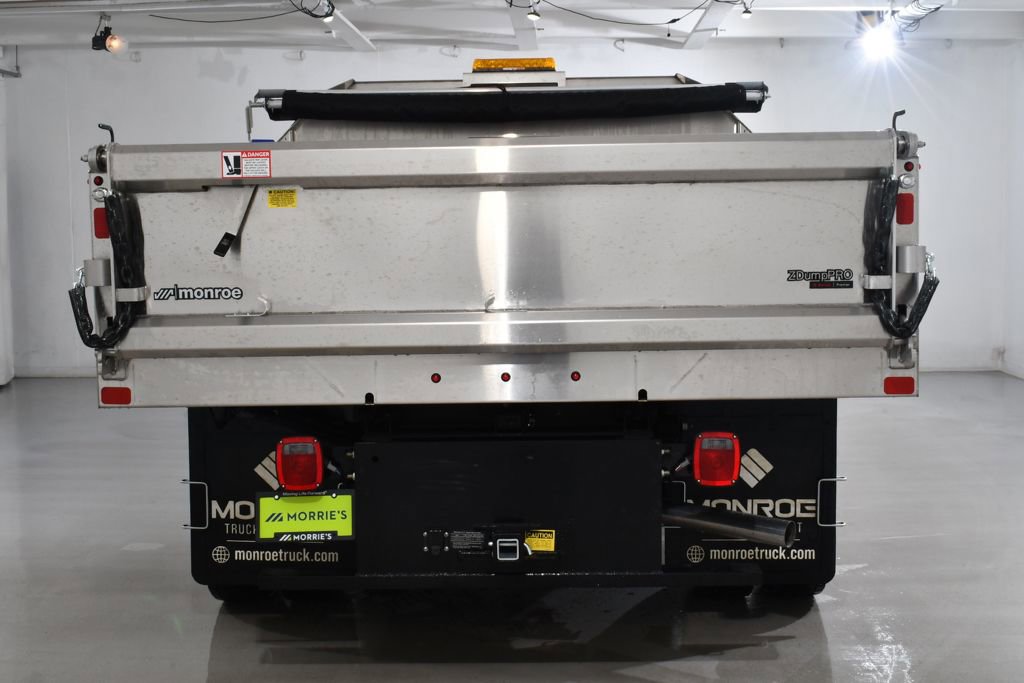 New 2025 Ford F550 4x4 Regular Cab Super Duty image 5