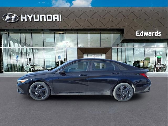 New 2026 Hyundai Elantra Sport image 3
