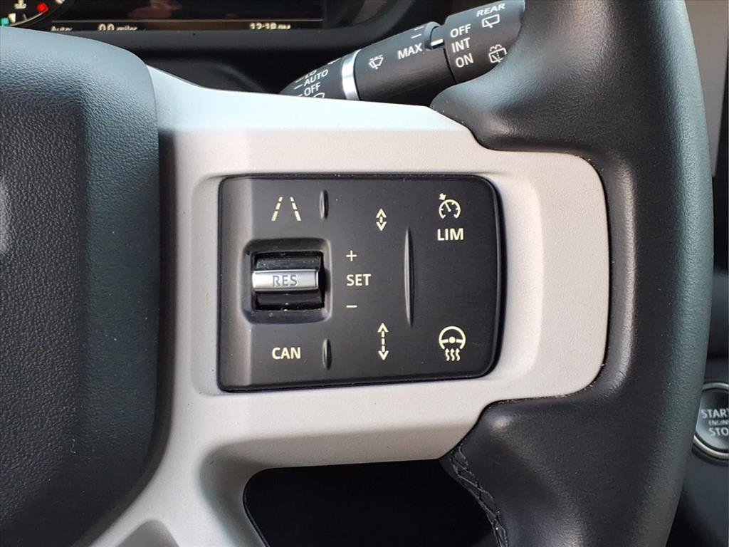 Used 2025 Land Rover Defender 110 S AWD/4WD image 29