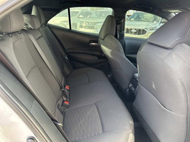 Certified 2025 Toyota Corolla SE image 19