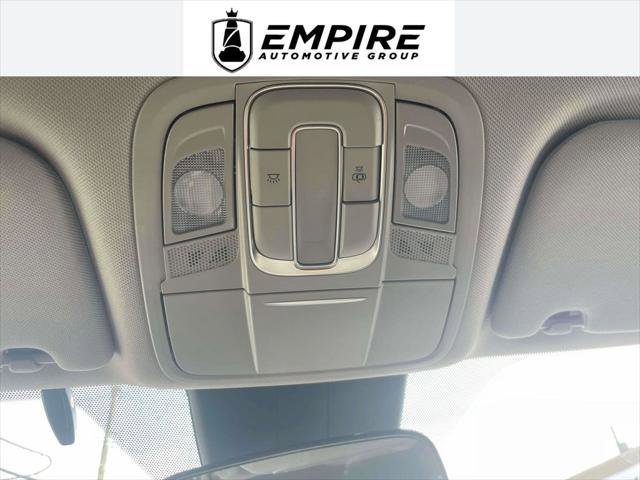 Used 2019 Hyundai Santa Fe SE image 28