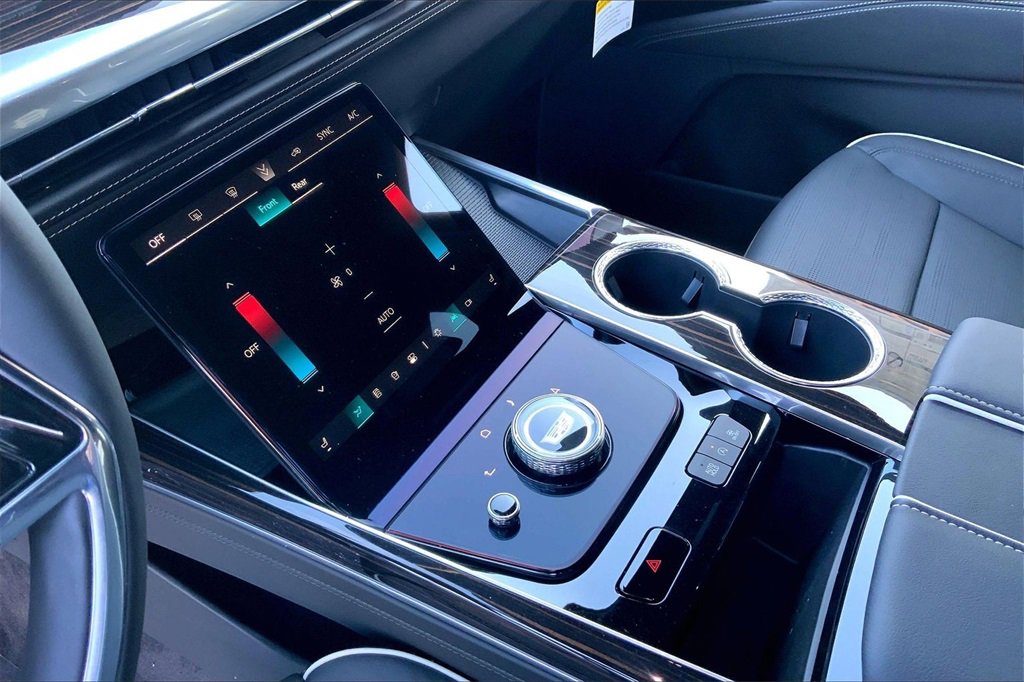 New 2026 Cadillac Escalade Luxury image 10